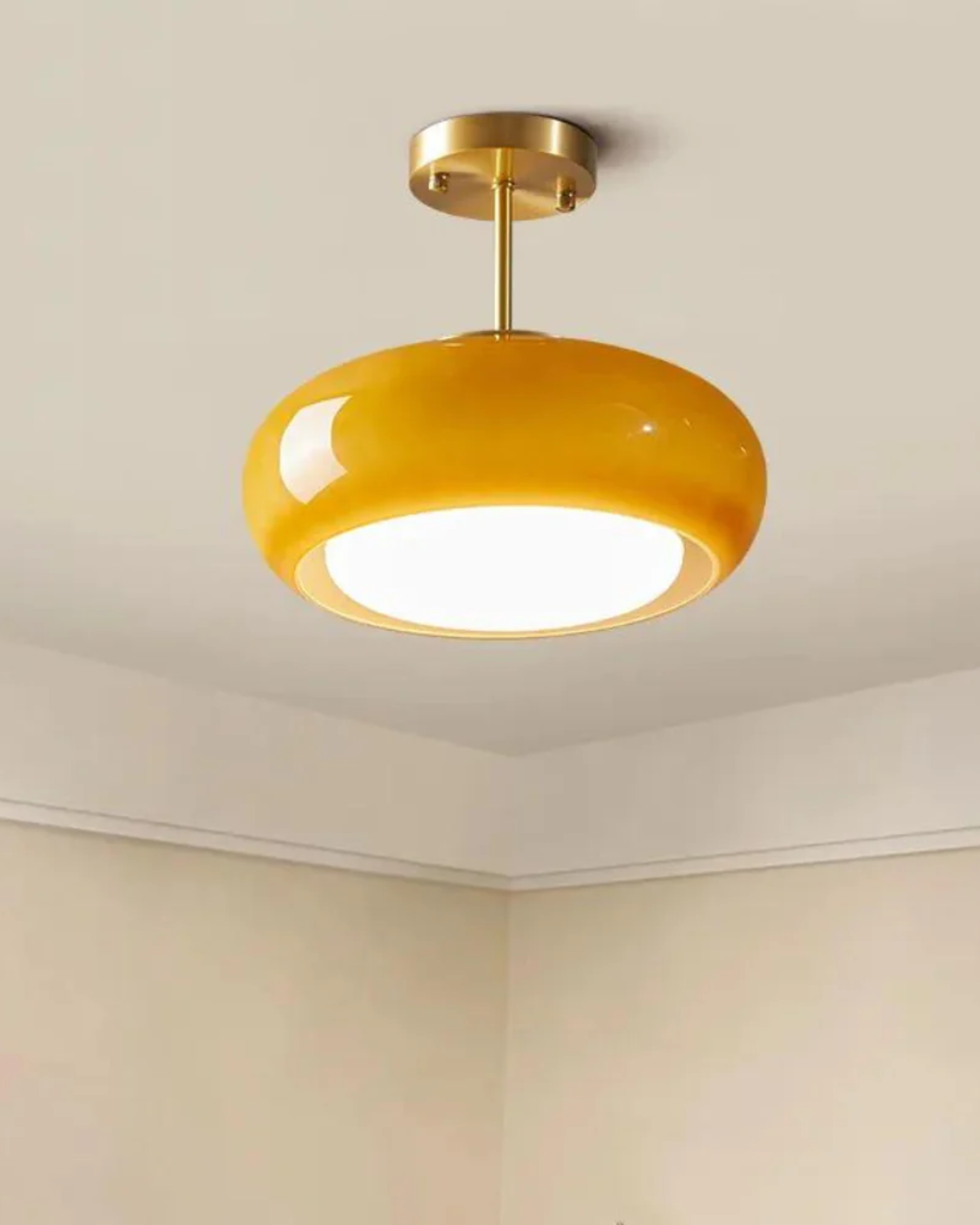 La Mémoire Ceiling Lamp – Inviting Warm Light for Elegant Spaces 4