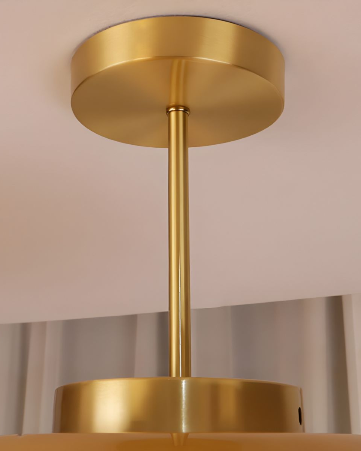 La Mémoire Ceiling Lamp – Inviting Warm Light for Elegant Spaces 5