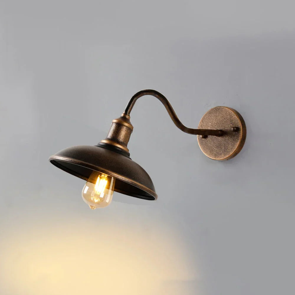 Loni Outdoor Wall Light With Swan Neck – Timeless Elegance for Your Garden 8