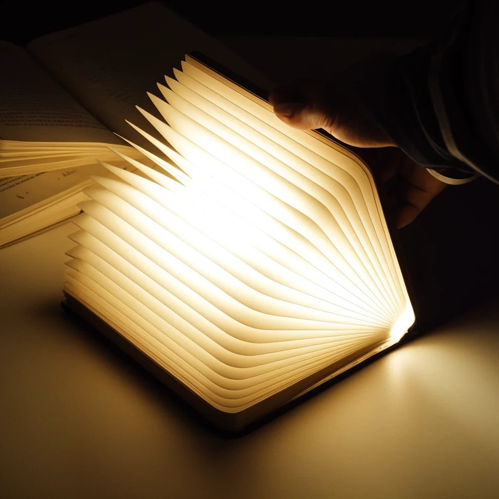 Luminobook – Stylish LED Book Light for Cozy Reading 2