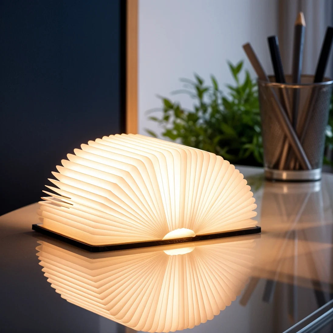 Luminobook – Stylish LED Book Light for Cozy Reading 5