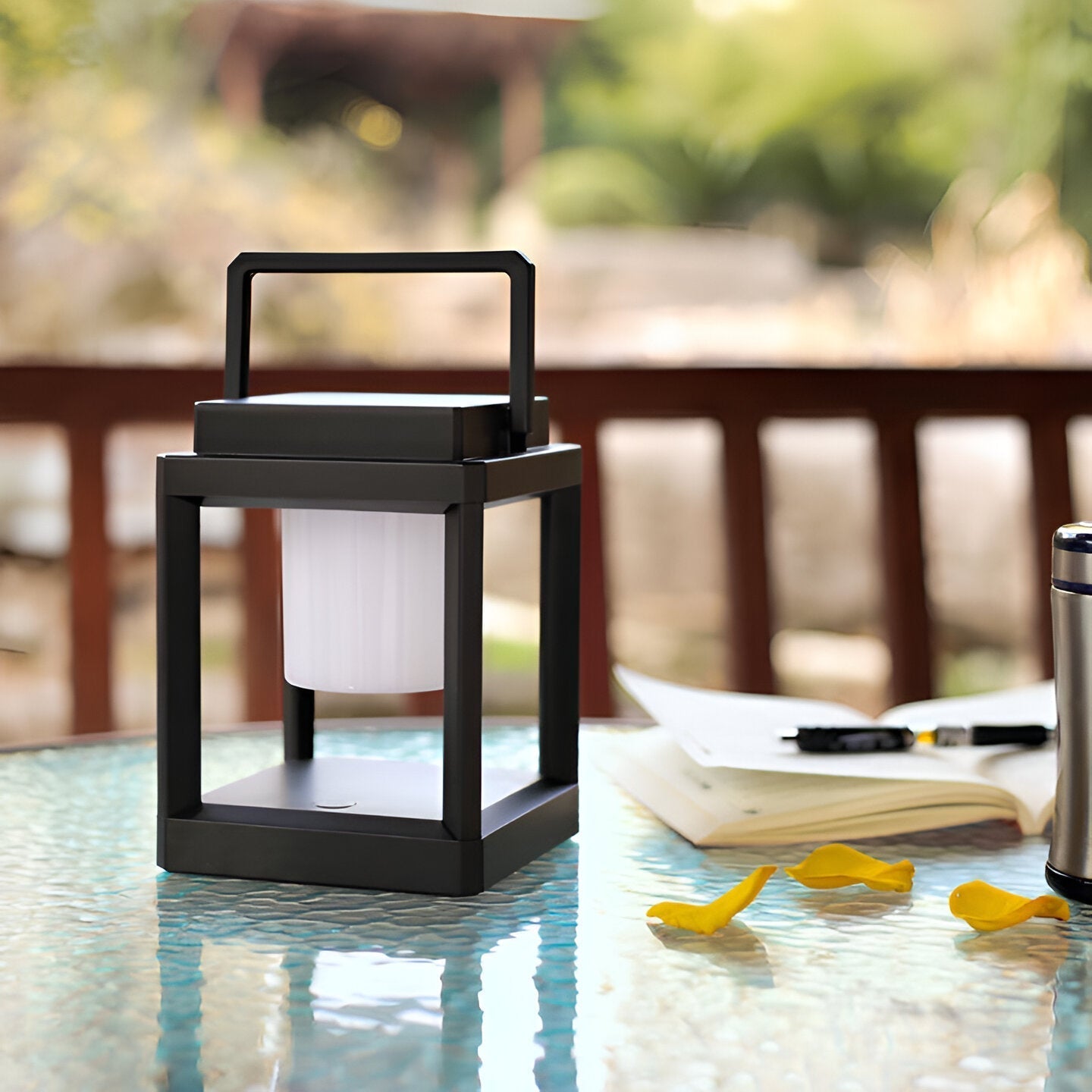 Lunistra Portable Solar Lamp – Elegant Illumination for Outdoor Spaces 7