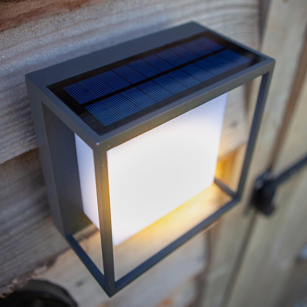 Lynora Solar Wall Lamp – Eco-Friendly Outdoor Illumination 5