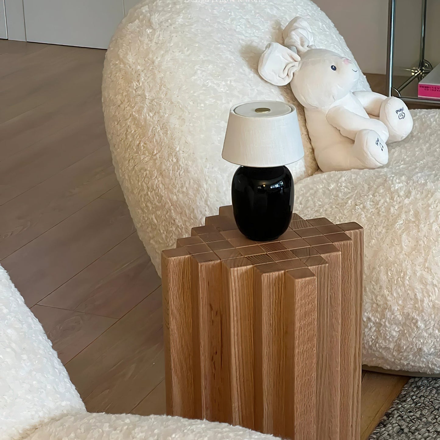 Marie Table Lamp – Luxurious Ceramic Base with Soft Glow 4