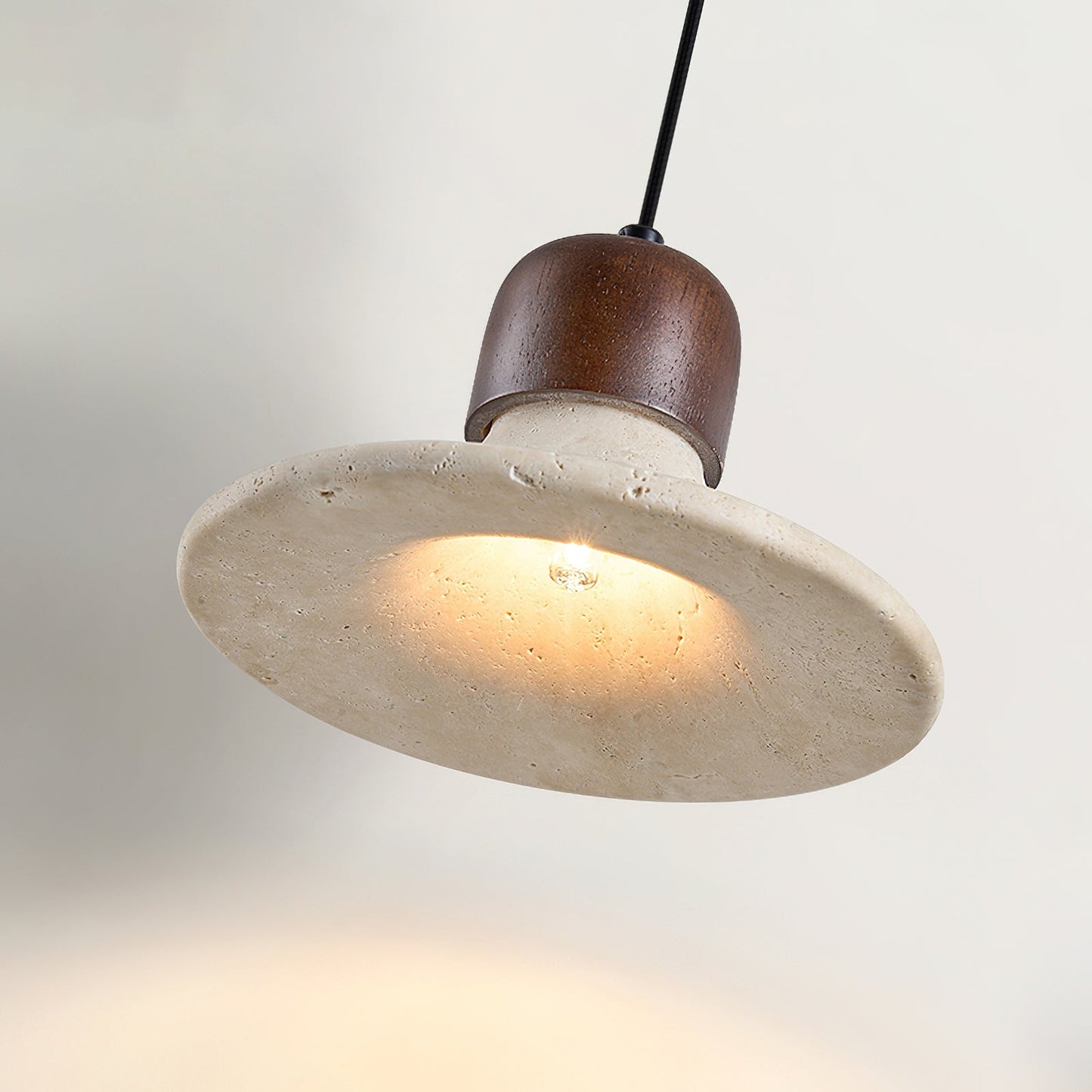 Mayu Pendant Light – Organic Style for Cozy Spaces 4