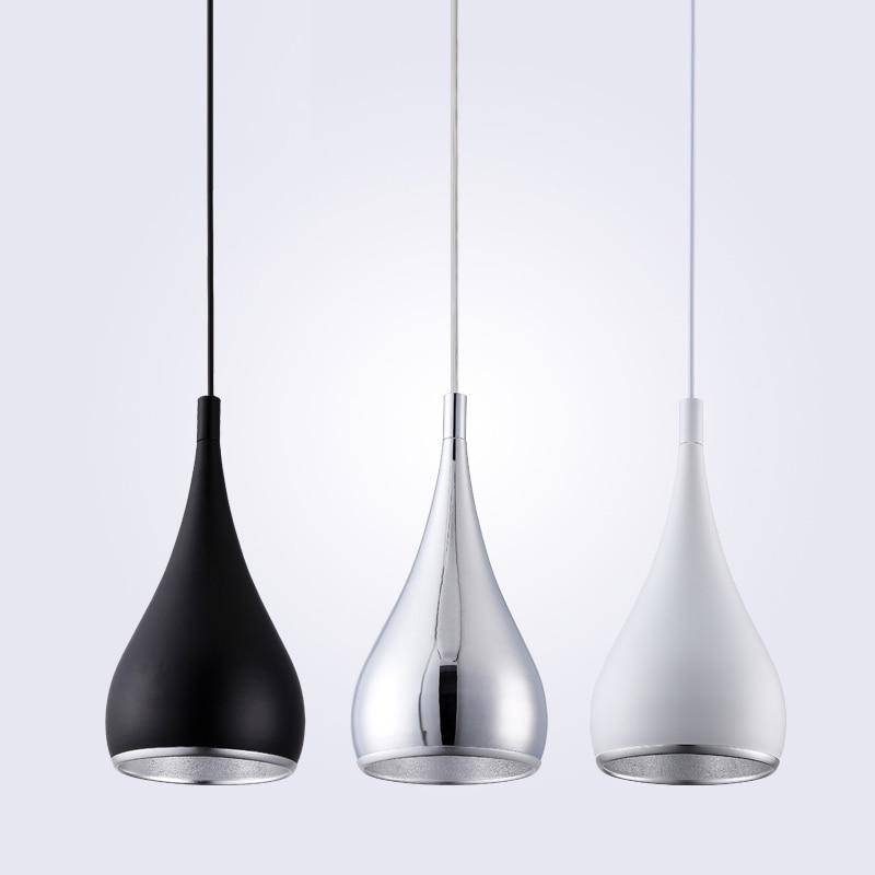 Modern LED Pendant Light Hand – Stylish Illumination for Cozy Spaces 2