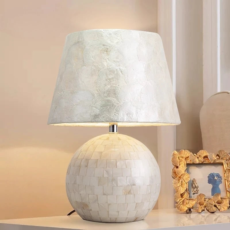 Modern Natural Mussel Table Lamp – Unique Shell Design for Cozy Ambiance 2