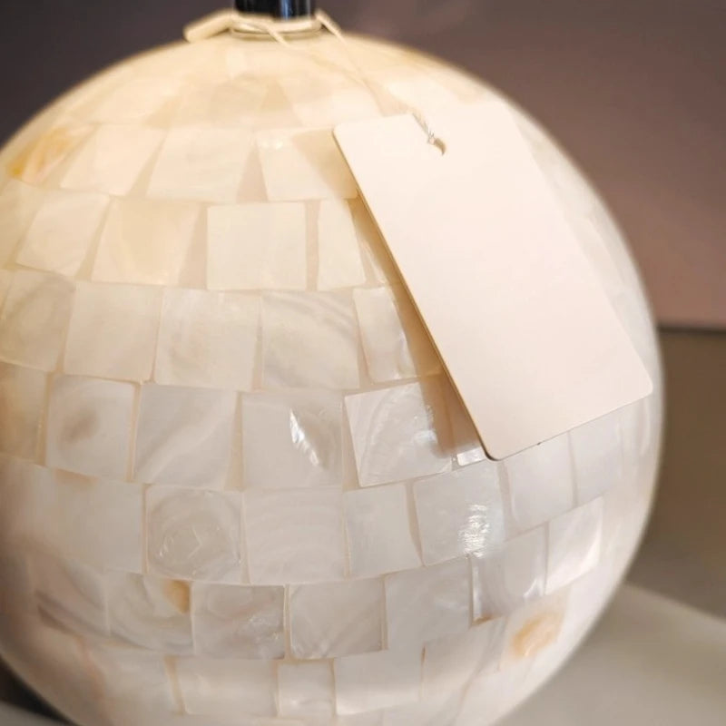 Modern Natural Mussel Table Lamp – Unique Shell Design for Cozy Ambiance 3