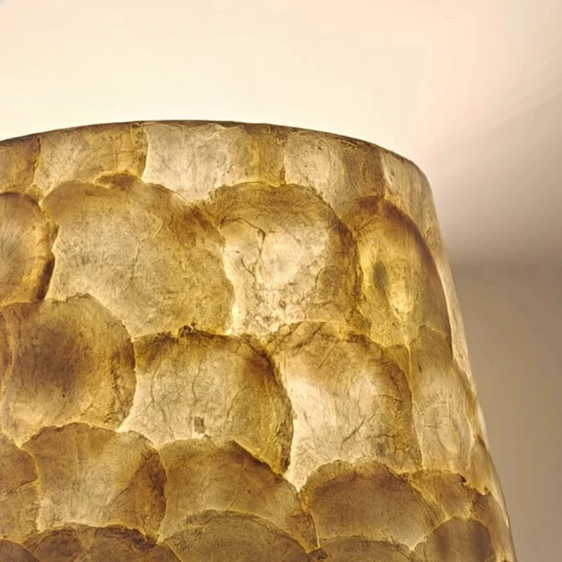 Modern Natural Mussel Table Lamp – Unique Shell Design for Cozy Ambiance 4