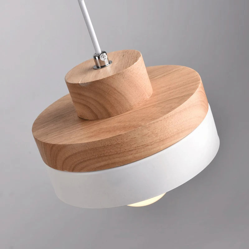 Modern Wooden Crown Chandelier – Elegant Illumination for Cozy Spaces 2