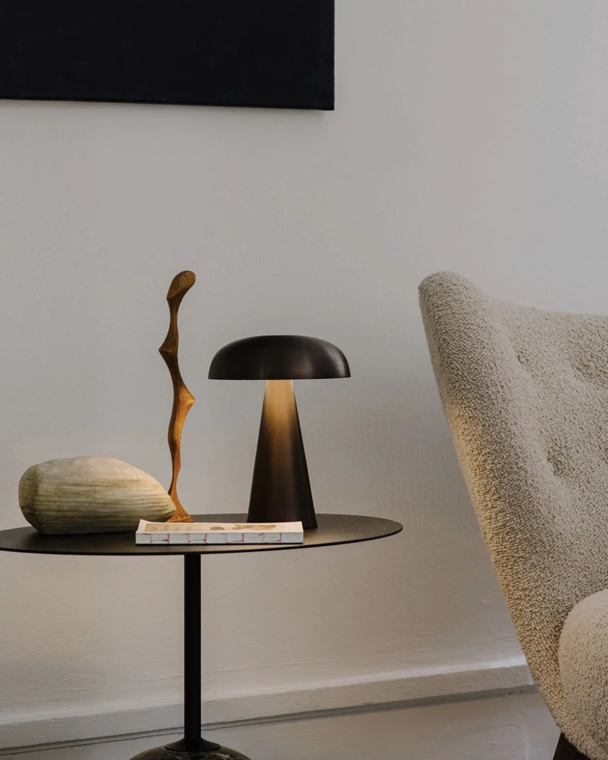 Mushroom Shape Table Lamp – Modern Design with Warm Glow 2