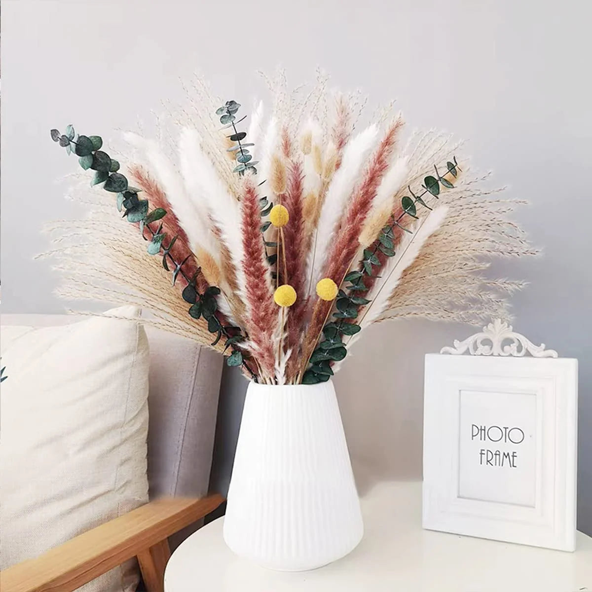 Natural Dried Pampas Grass Bouquet – Chic Floral Accent for Elegant Spaces 8