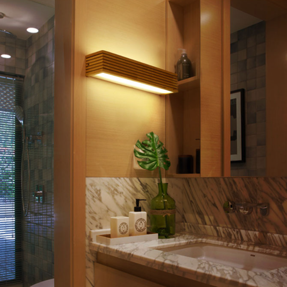 Rectangular LED Wall Light Made of Wood – Sleek Design with Cozy Illumination 1