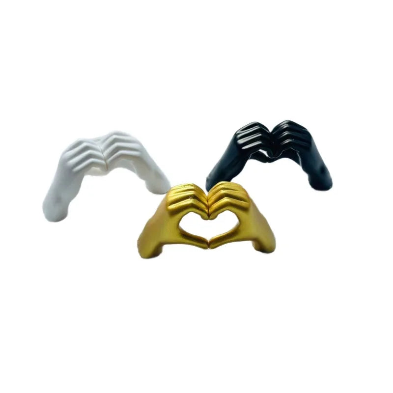 Resin Love Gesture Statues – Unique Art Piece for Serene Spaces 2