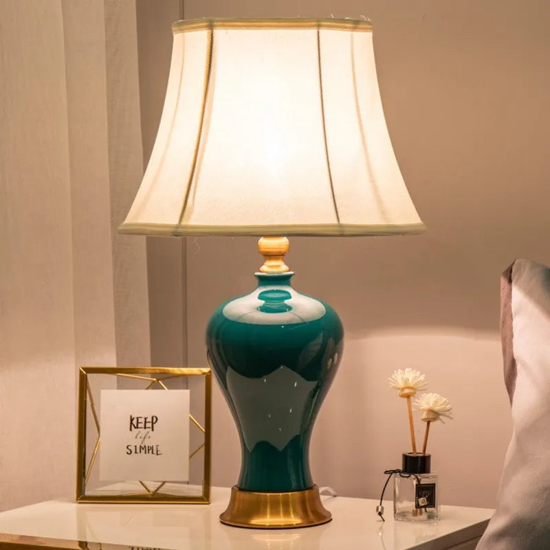 Retro Ceramic Table Lamp – Stylish Glow for Cozy Spaces 2