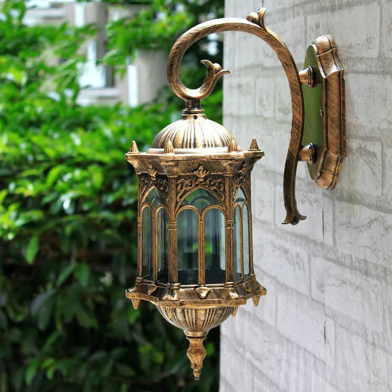 Retro Outdoor Wall Lamp – Elegant Illumination for Garden Areas 3