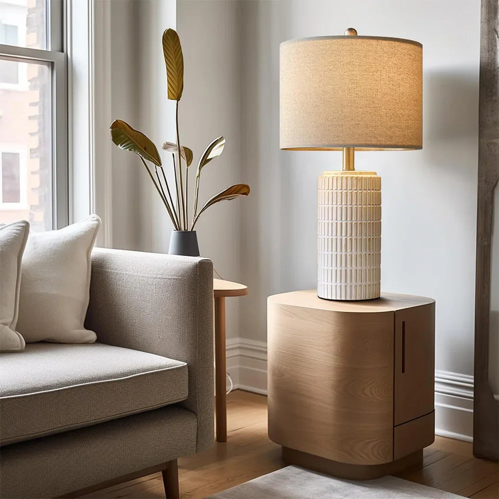 Retro Style Ceramic Table Lamp – Chic Design with Cozy Ambiance 0