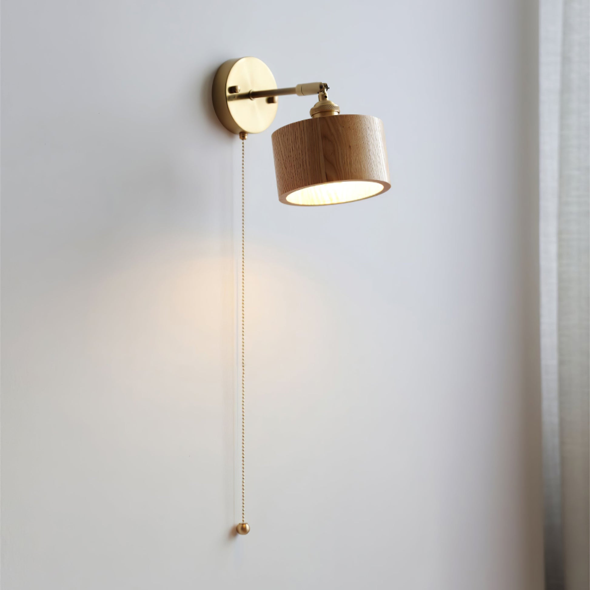 Rotatable Wood Wall Lamp – Elegant Design for Modern Spaces 3