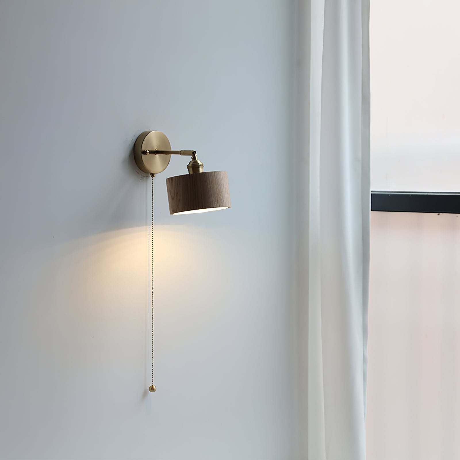 Rotatable Wood Wall Lamp – Elegant Design for Modern Spaces 5