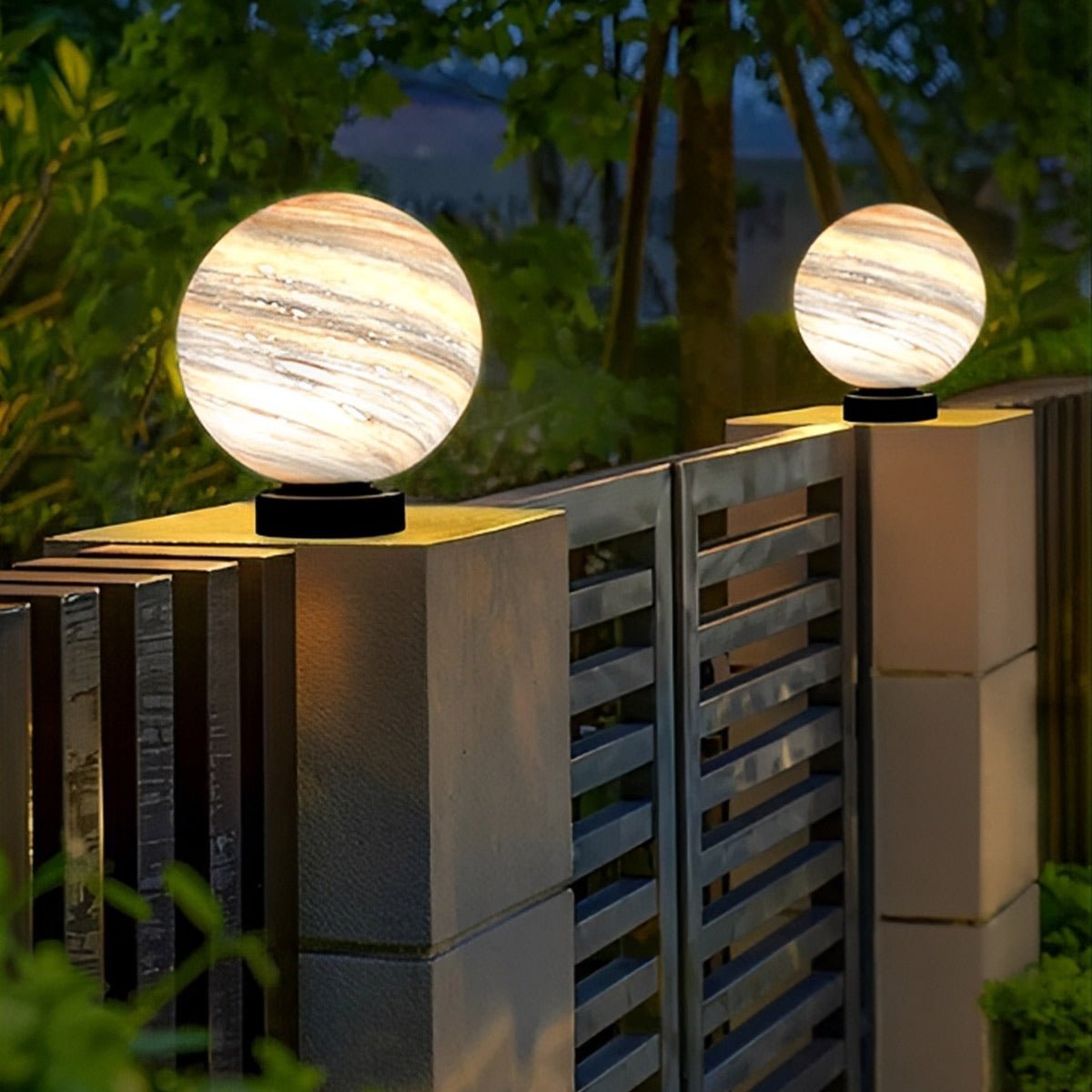 Round Glass Planet Outdoor Lights – Elegant Illumination for Your Garden 4