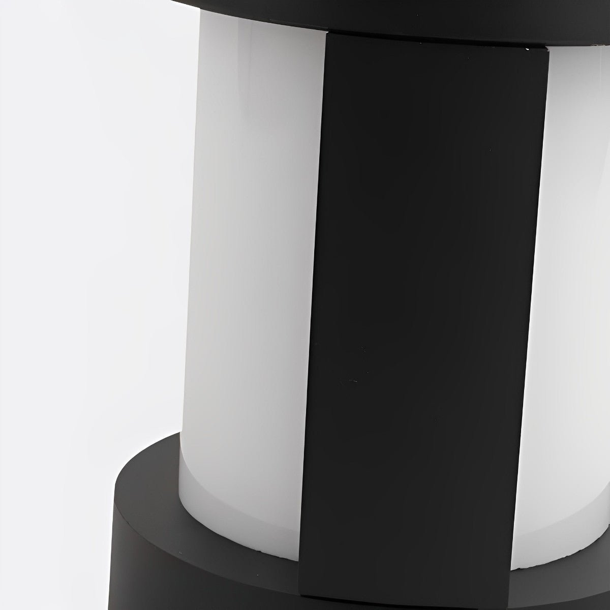Round Waterproof LED Solar Light – Elegant Illumination for Outdoor Spaces 5
