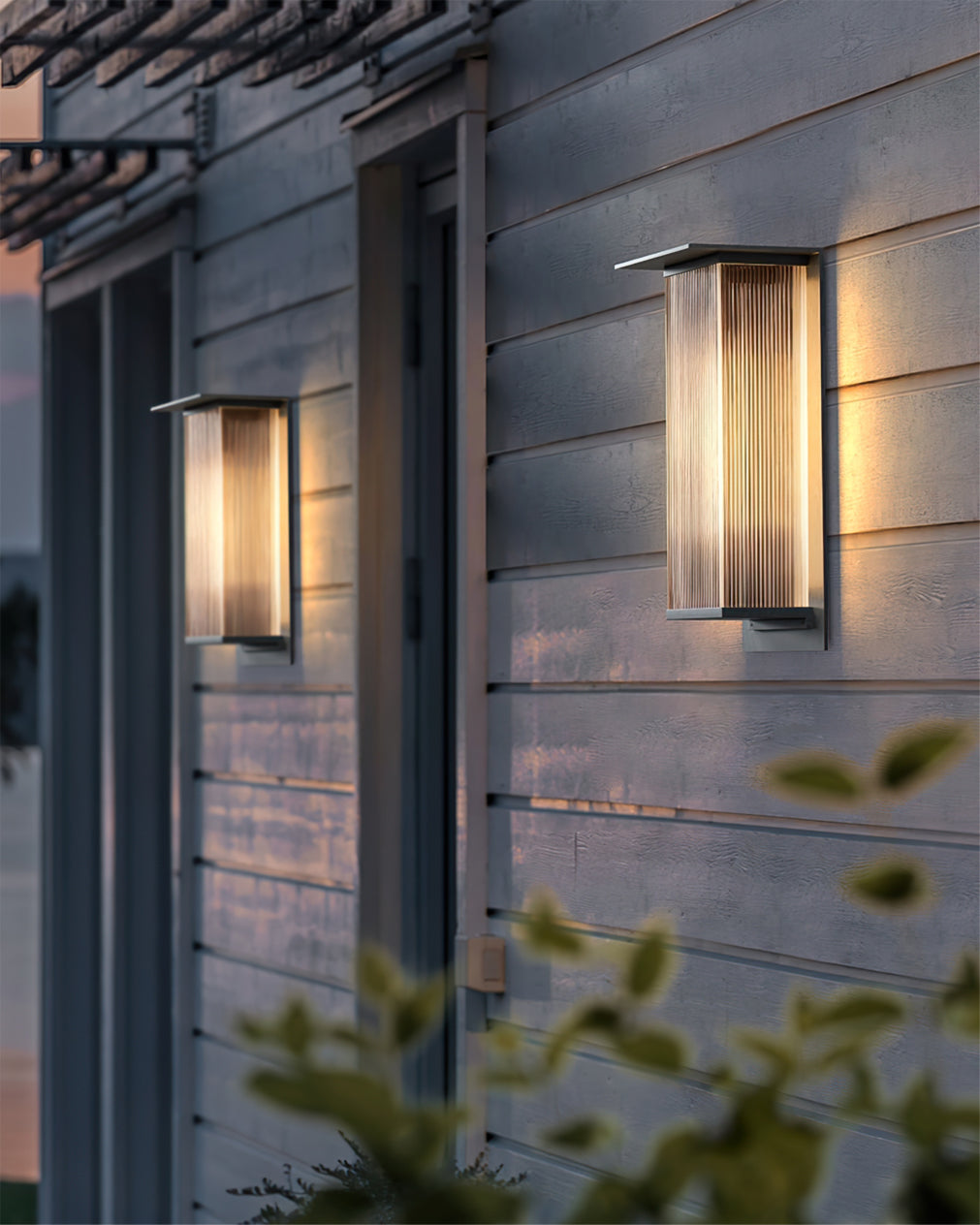 Serano Box Outdoor Wall Lamp – Elegant Design for Modern Spaces 6