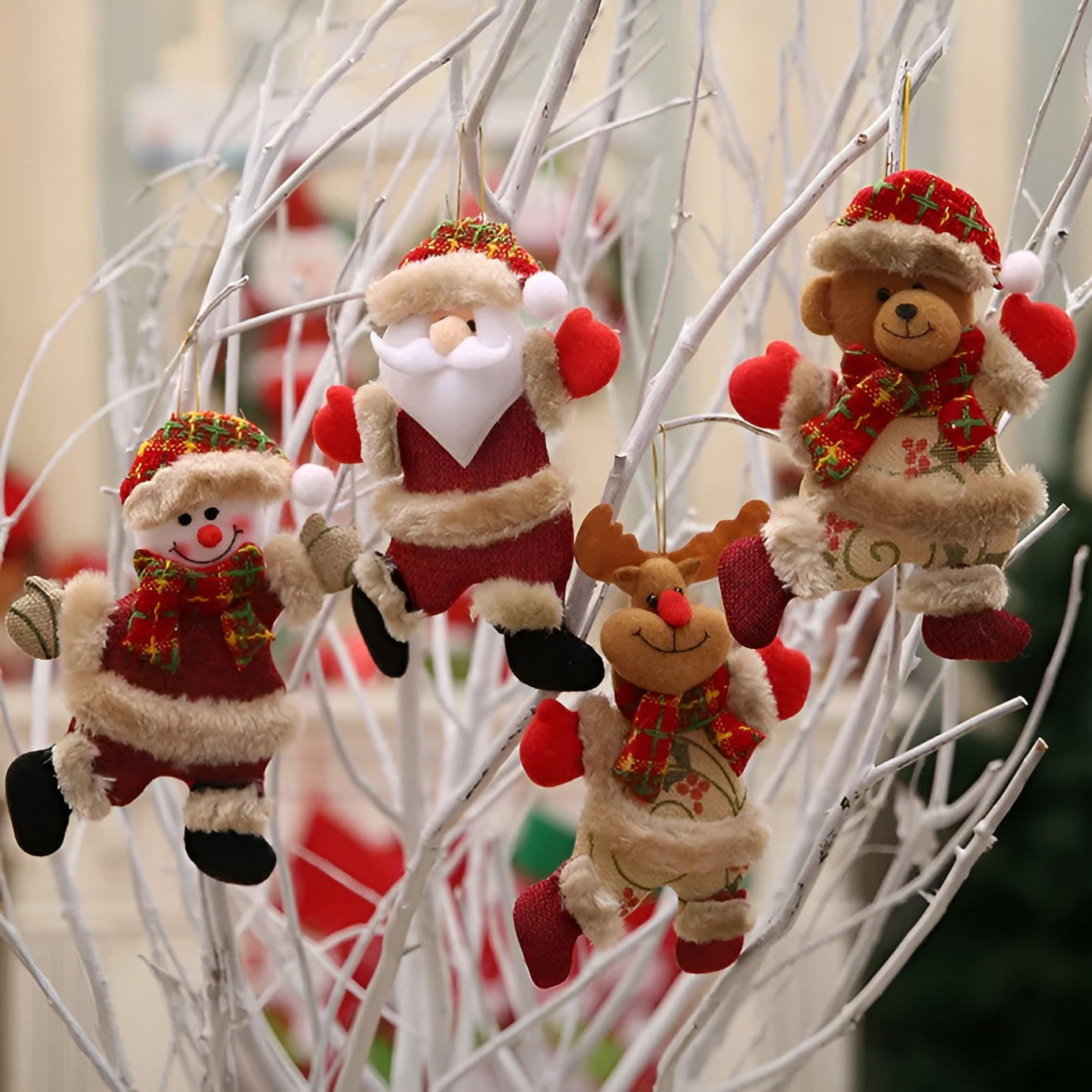 Shiny Christmas Baubles Set of 4 – Elevate Your Holiday Decor Elegantly 4