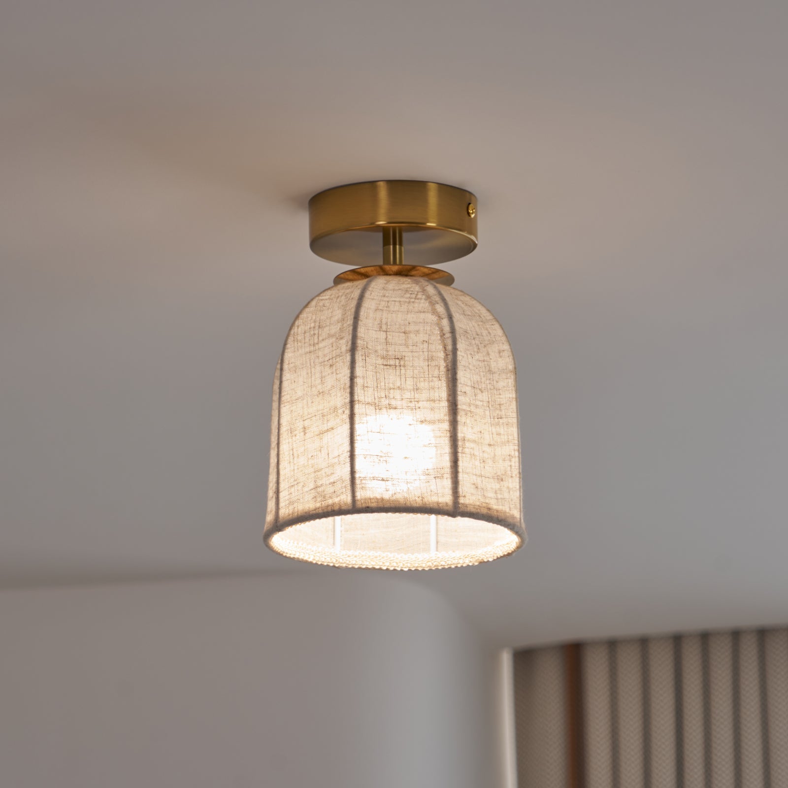 Sienna Linen Ceiling Lamp – Cozy Atmosphere with Elegant Glow 7