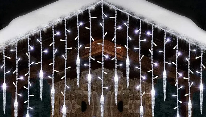 Snow 4M LED Snowflakes – Magical Winter Illumination for Any Occasion 0