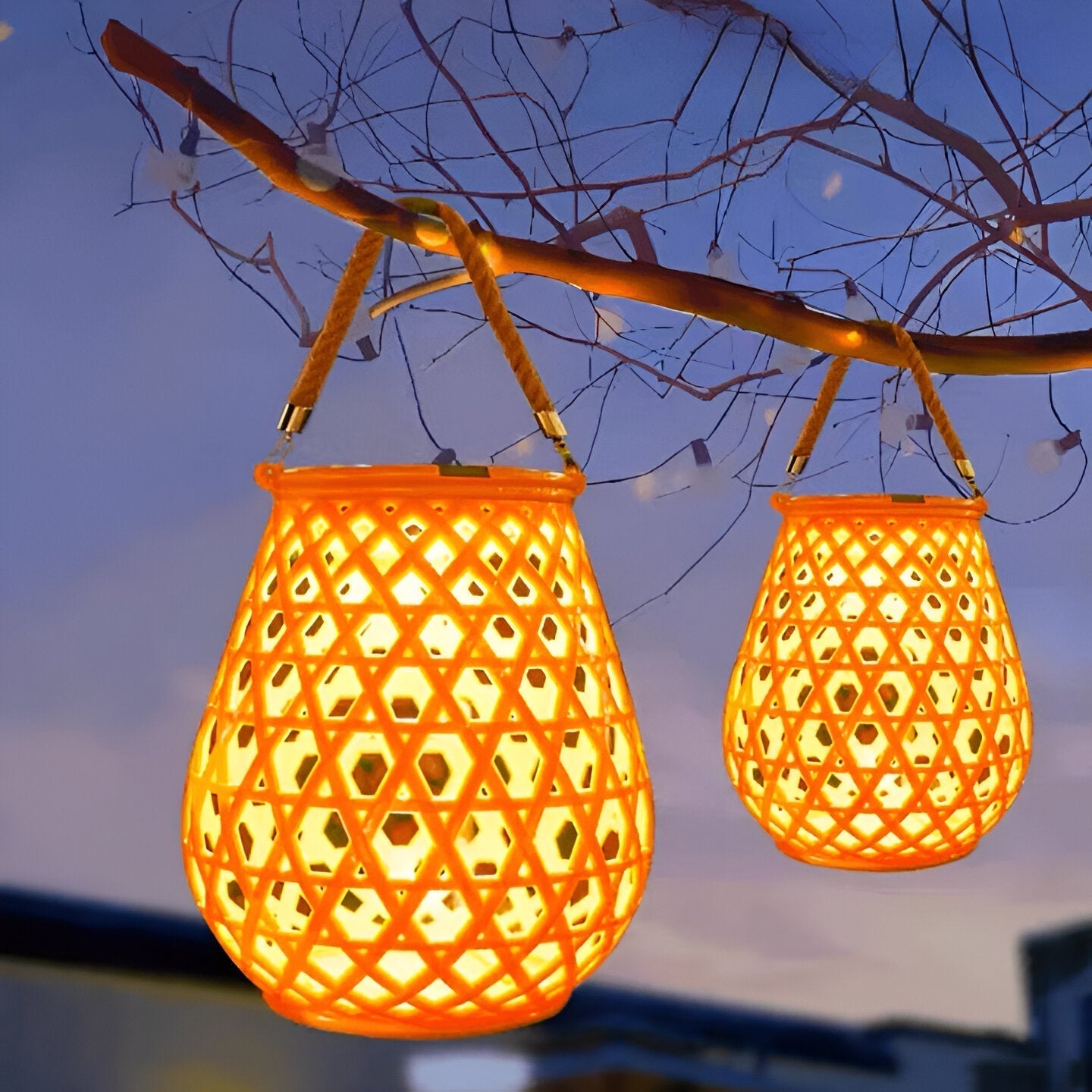 Solar Garden Lamp – Eco-Friendly Warm Glow for Outdoor Spaces 7