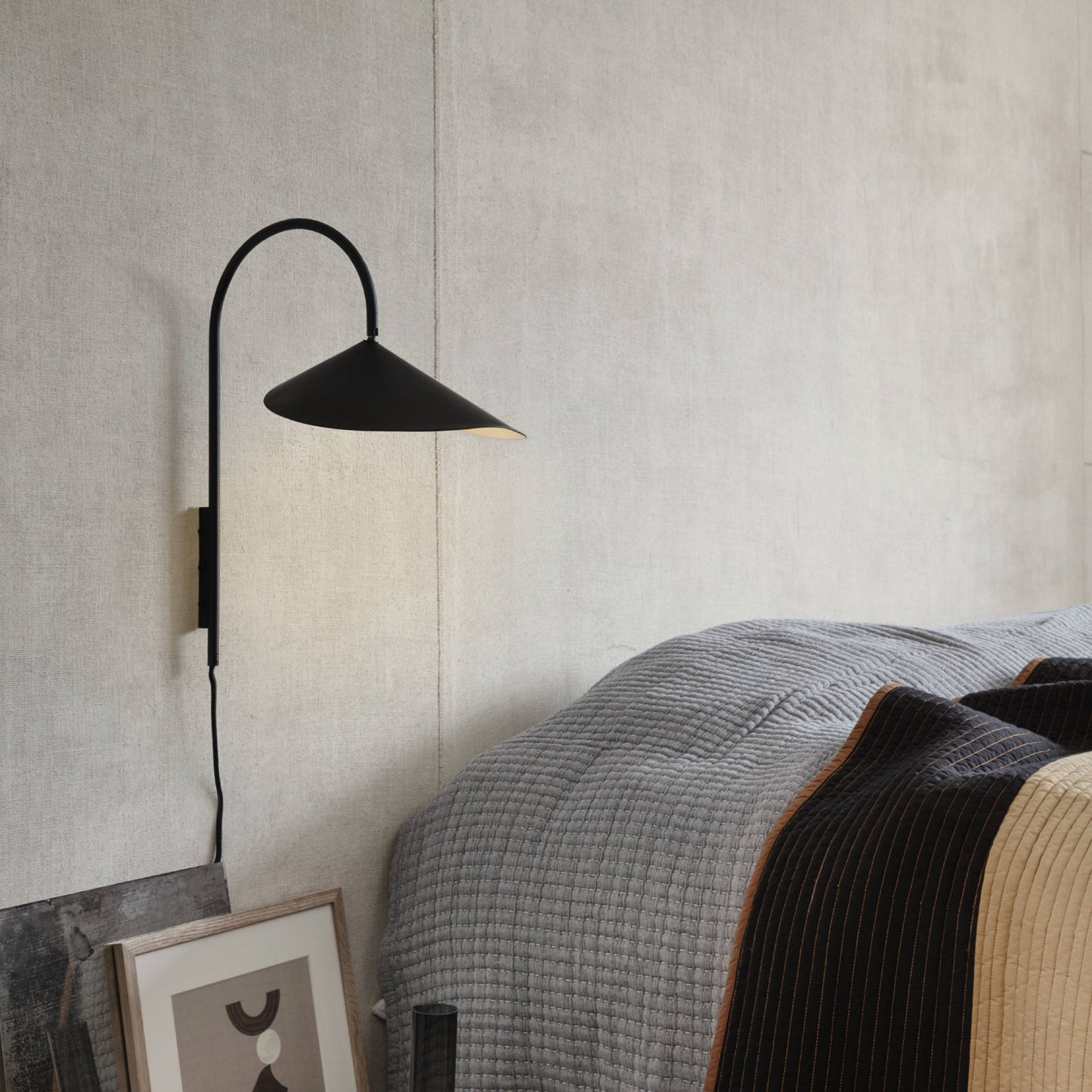Stella Wall Sconce Lighting – Stylish Illumination for Any Room 2