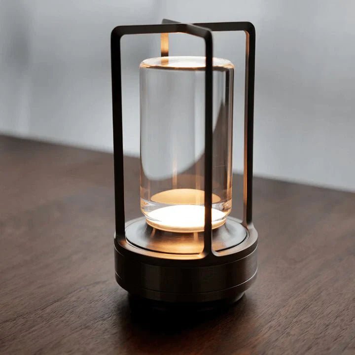 Stilla Table Lamp – Touch-Controlled Design for Modern Ambiance 1