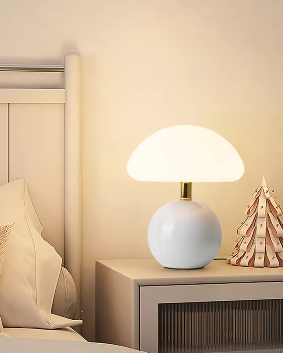 Table Lamp Sphere Shape Red – Cozy Ambient Glow for Any Room 8