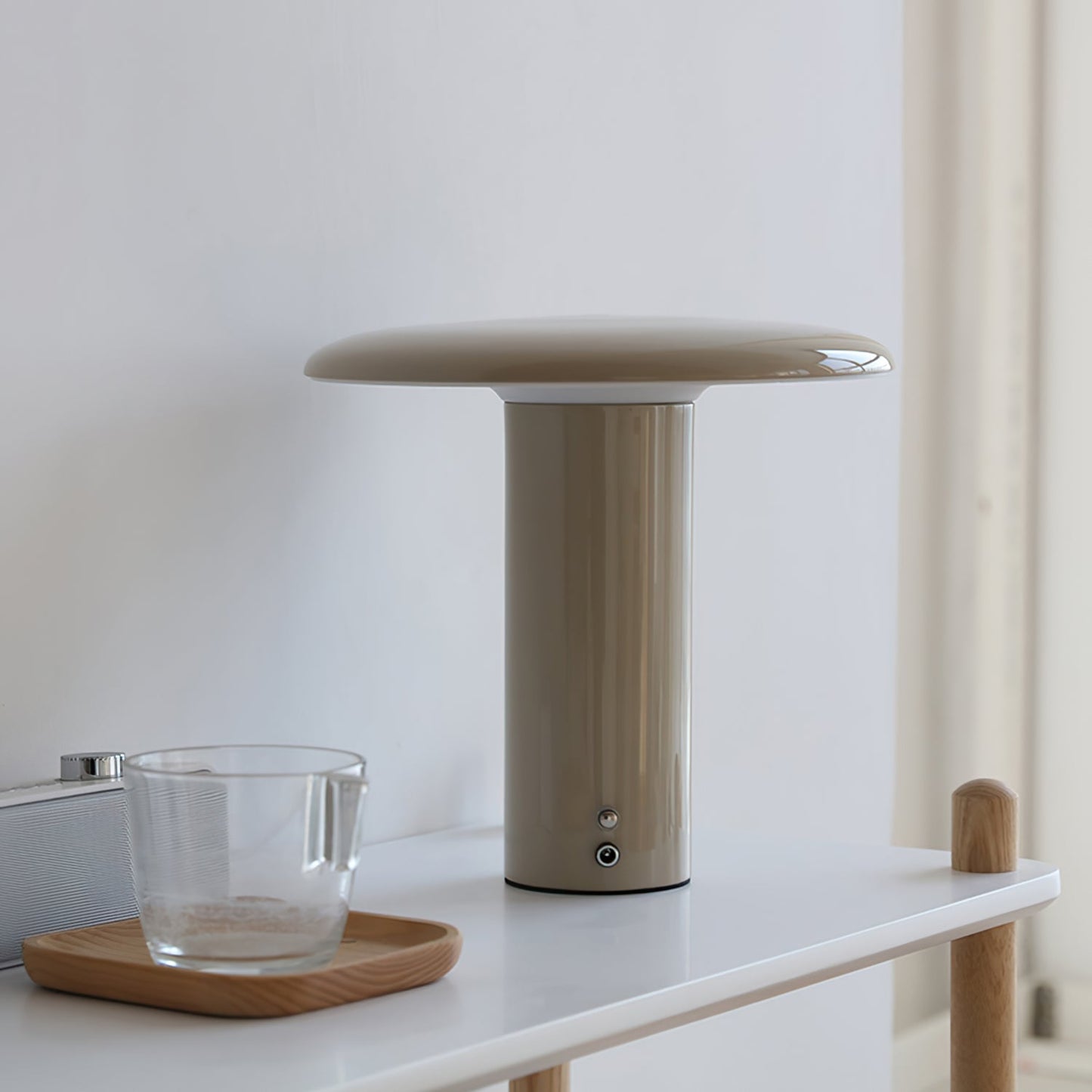 Takku Table Lamp – Stylish Portable Illumination for Any Room 5