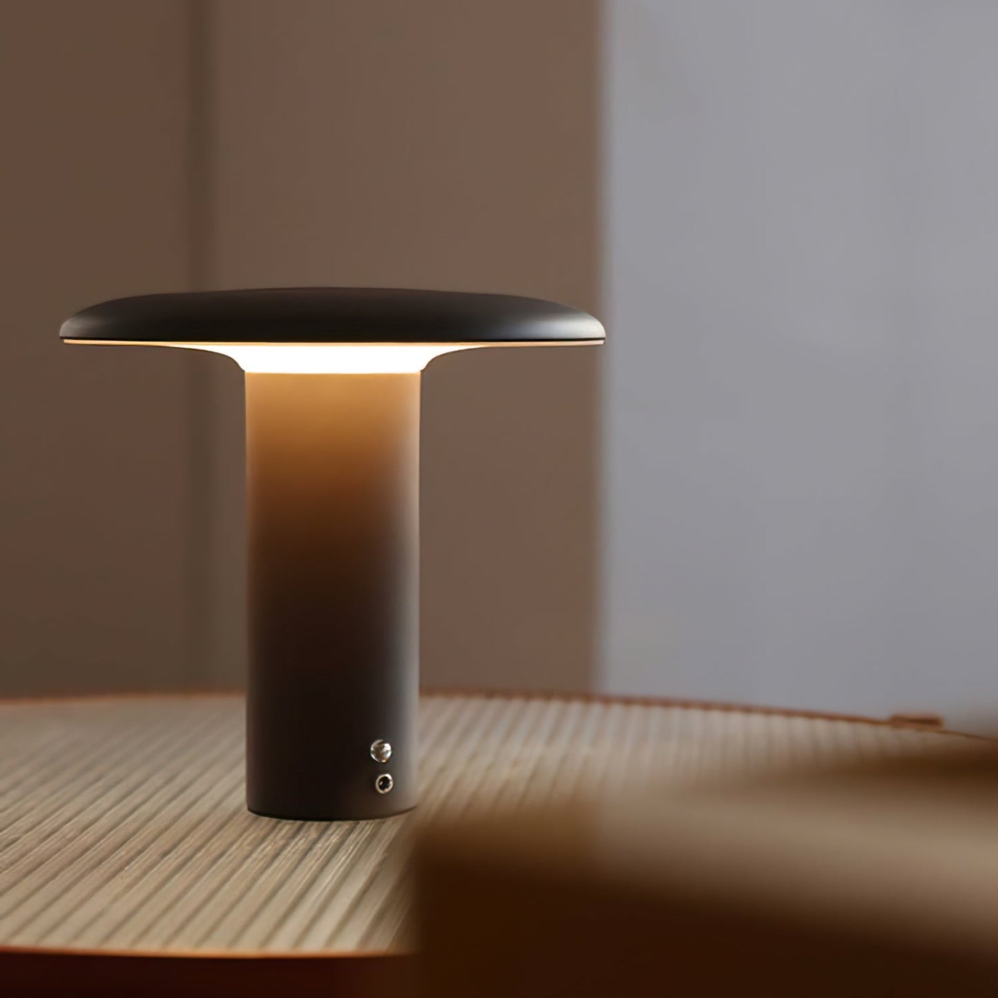 Takku Table Lamp – Stylish Portable Illumination for Any Room 8