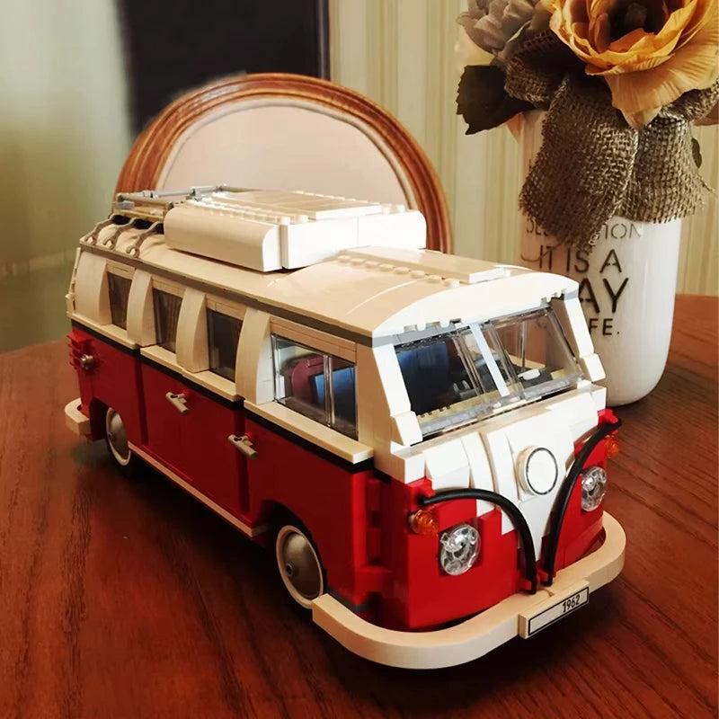 Technical Camper Van Building Blocks – Engaging Set for Creative Play 3