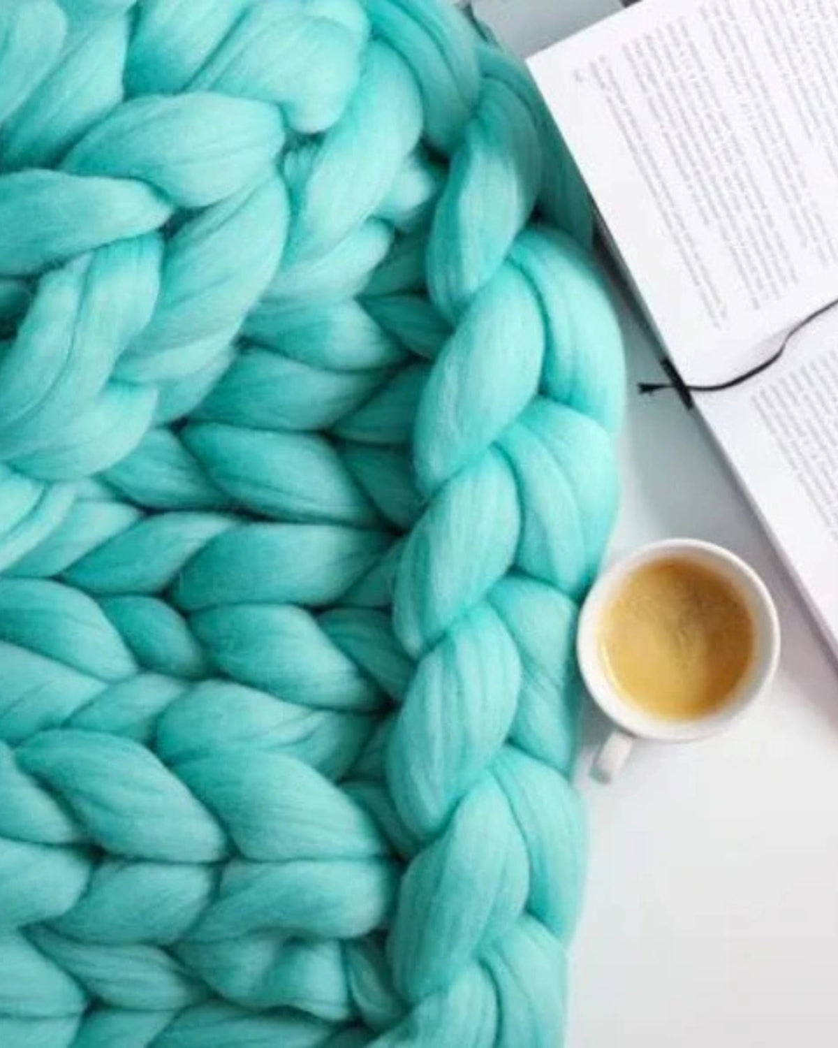 The Majestic Knitting Plant – Elegant Handmade Ceiling Blanket for Ultimate Relaxation 11