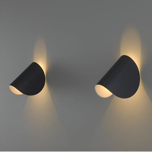 Twist Wall Light Metal – Customizable Illumination for Modern Spaces 1