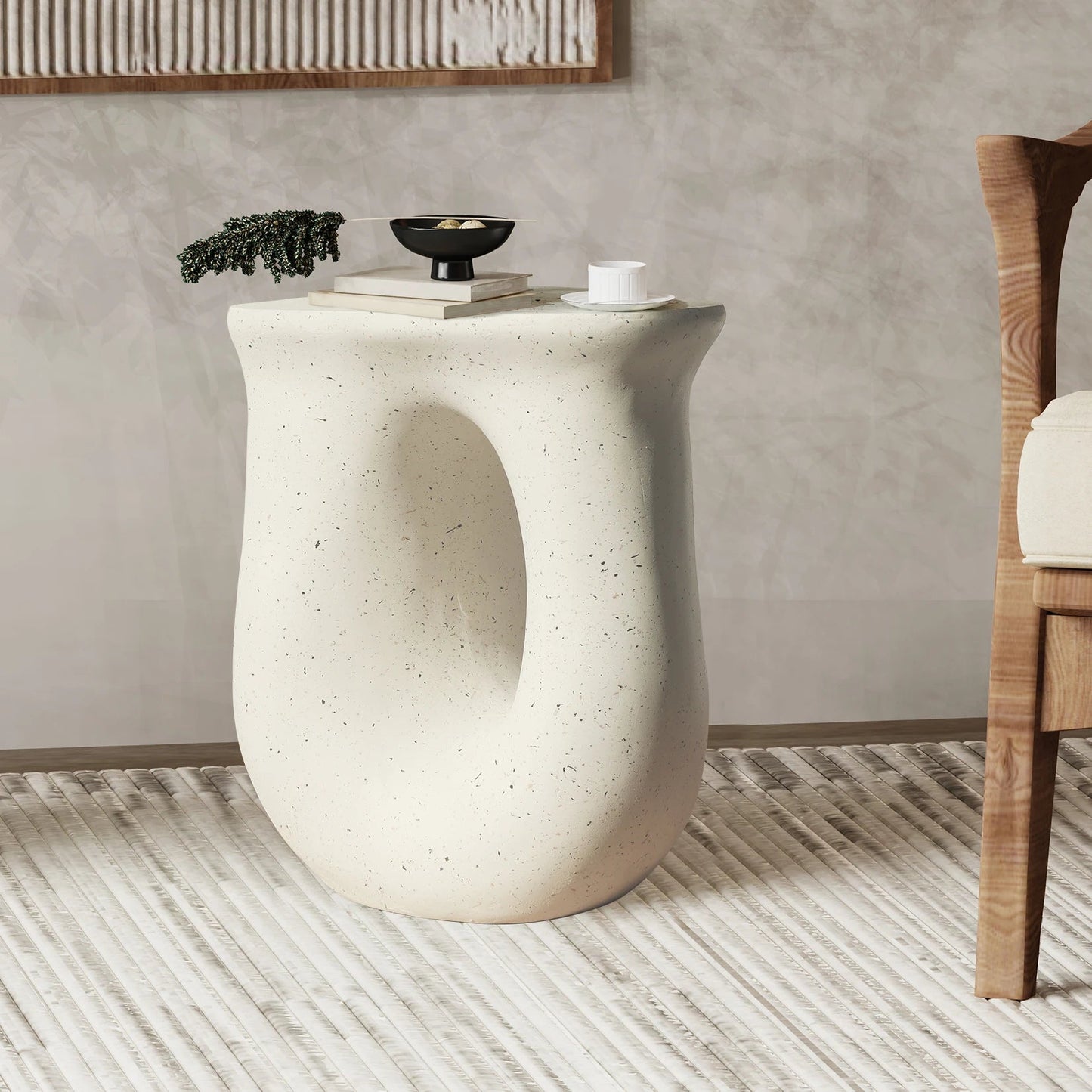 U-Shaped Geometric Side Table – Stylish Design for Indoor and Outdoor Use 2