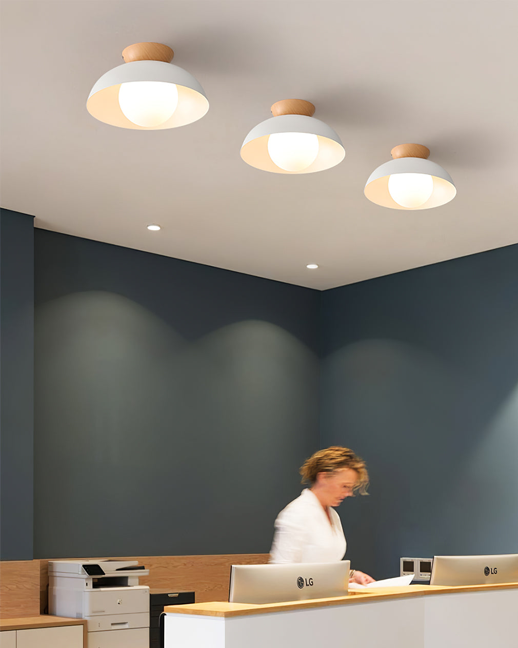 Volo Ceiling Lamp – Stylish Design for Inviting Atmosphere 8