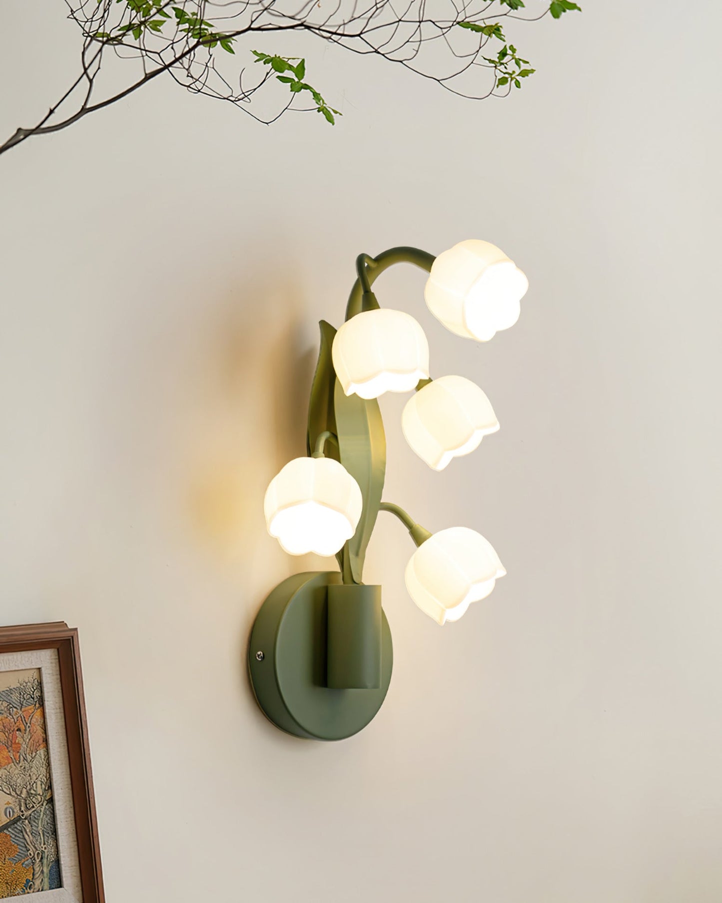 Wall Lamp Bell Orchid – Contemporary Design with Elegant Glow 3