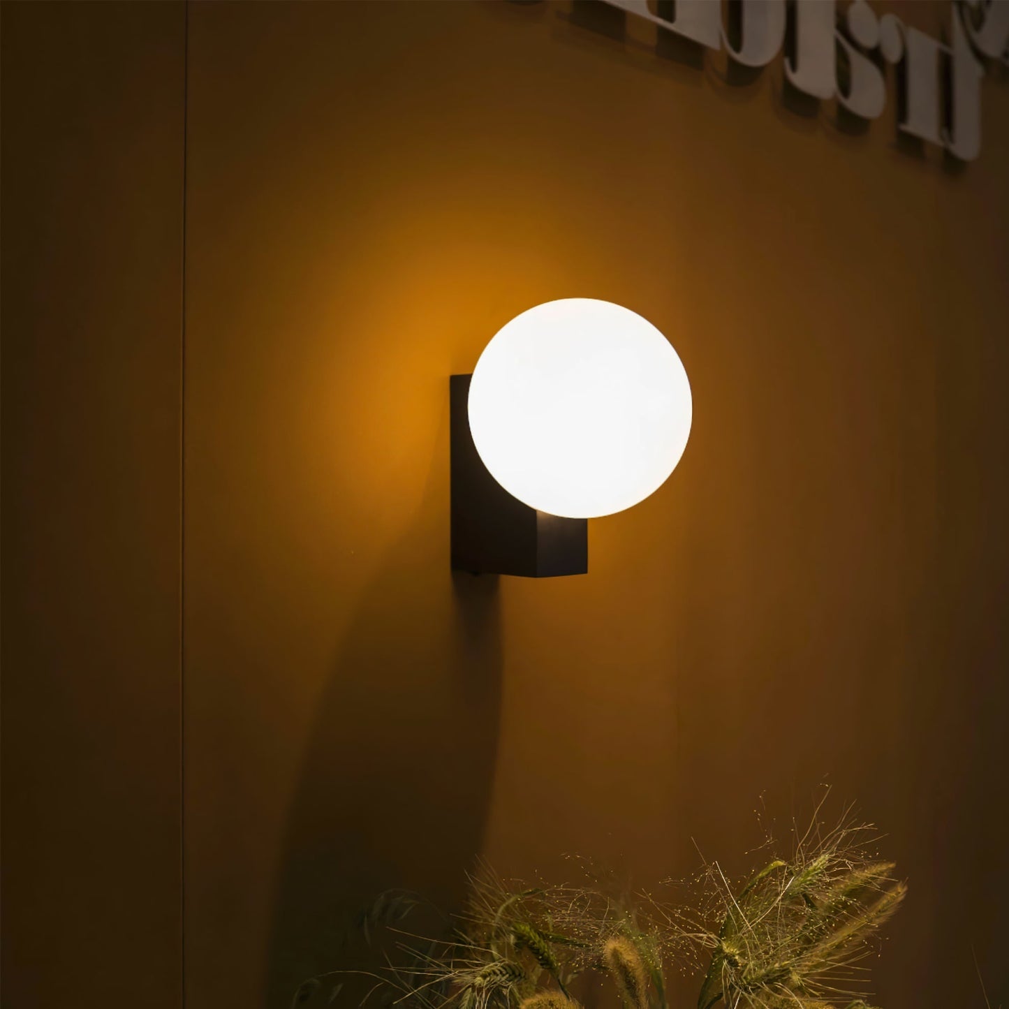 Wall Lamp Circle Cube – Modern Geometric Design for Elegant Spaces 3