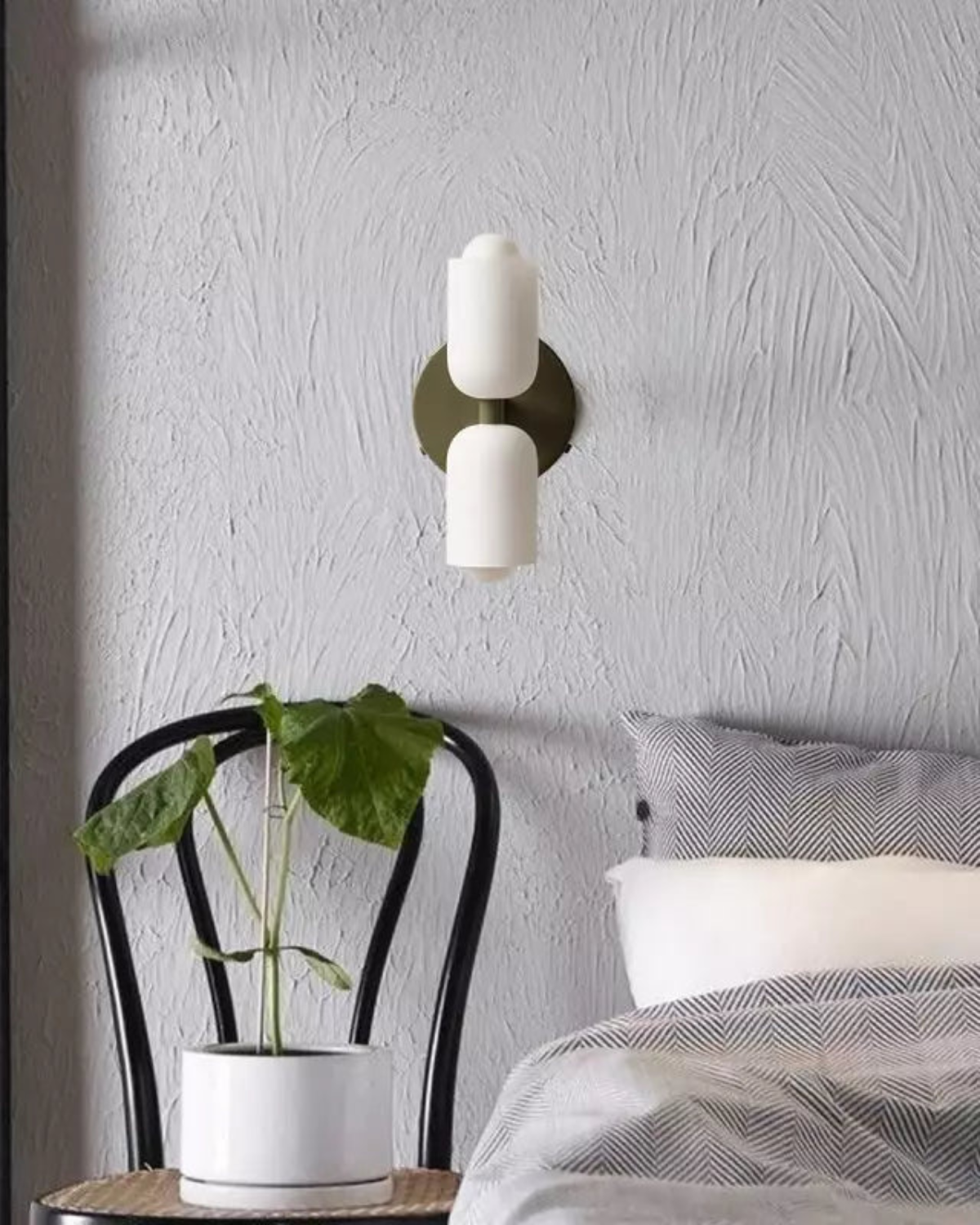 Wall Lamp Double Oval – Stylish Design with Warm Glow 7
