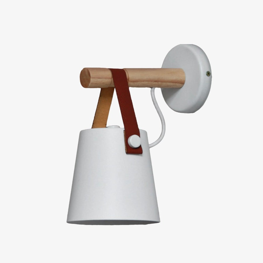 Wooden Wall Light – Elegant Scandinavian Design with Warm Glow 5