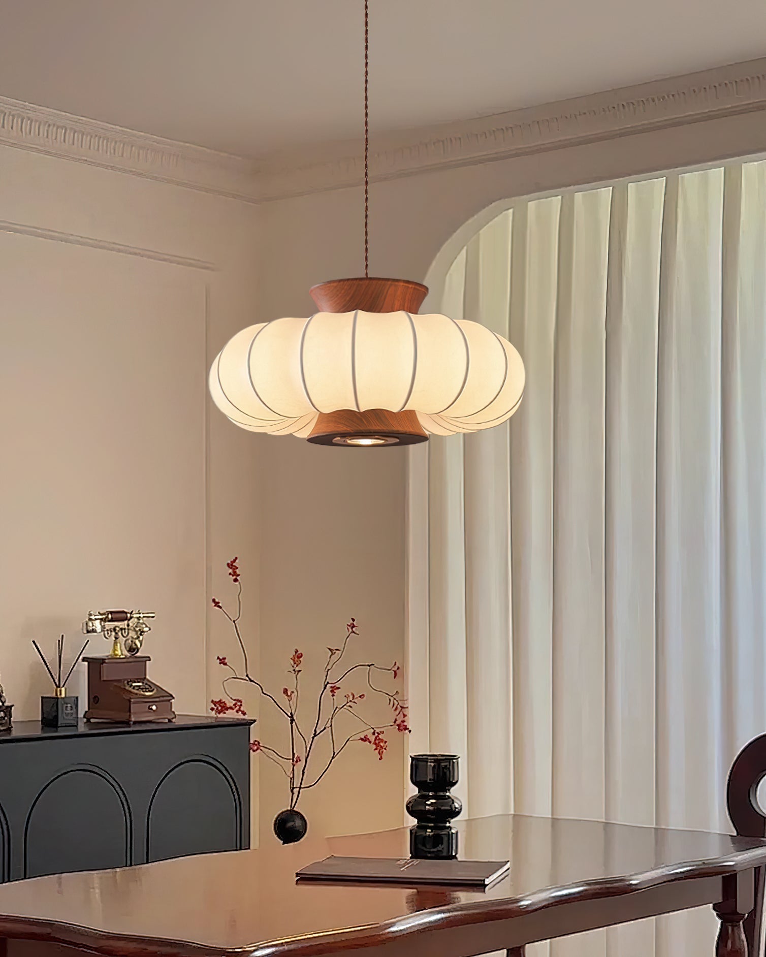Aeron Pendant Light – Stylish Illumination for Modern Spaces 7