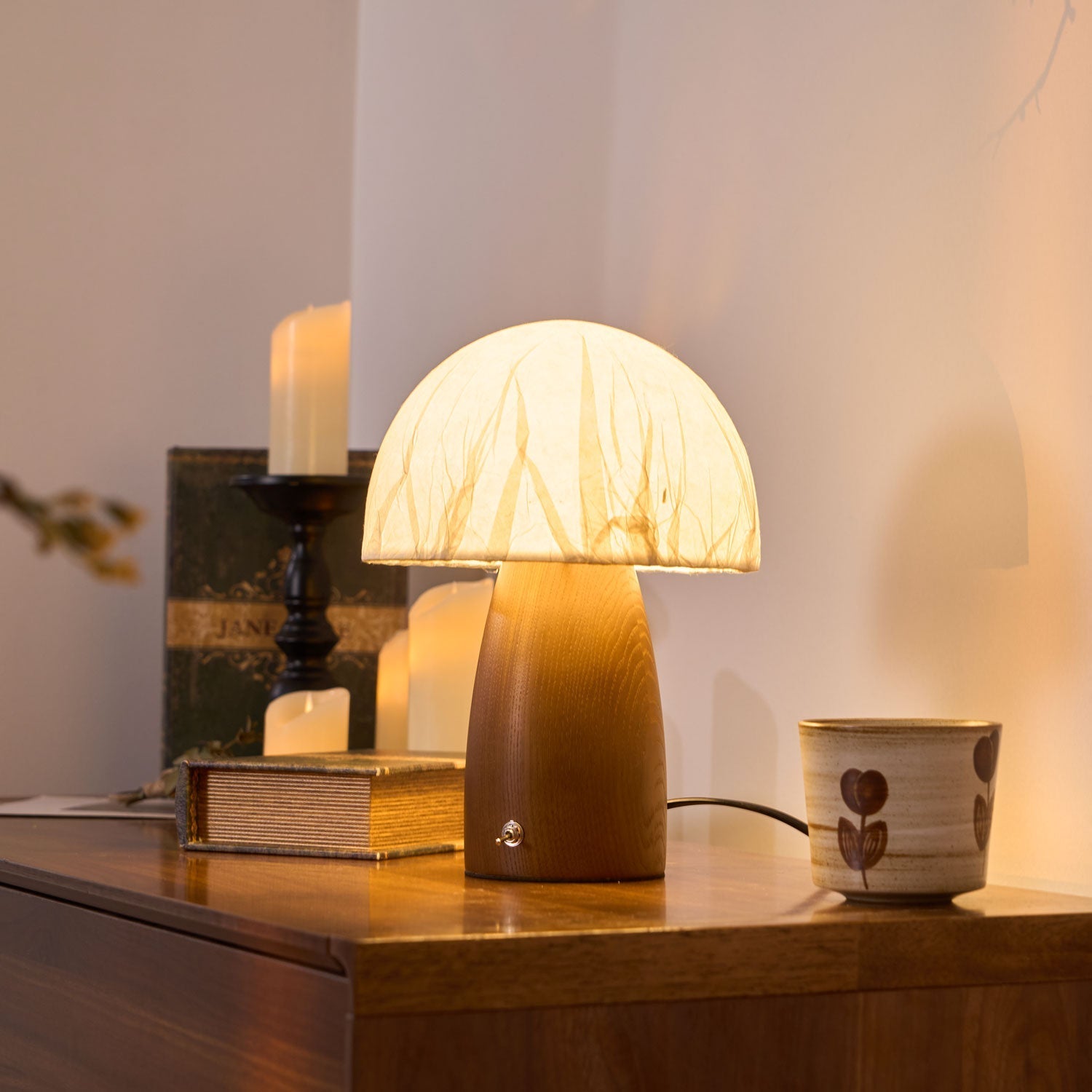 Alice Mushroom Table Lamp – Elegant Glow for Cozy Spaces 3