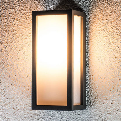 Amsel Outdoor Wall Light – Sleek Design with Reliable Illumination 8