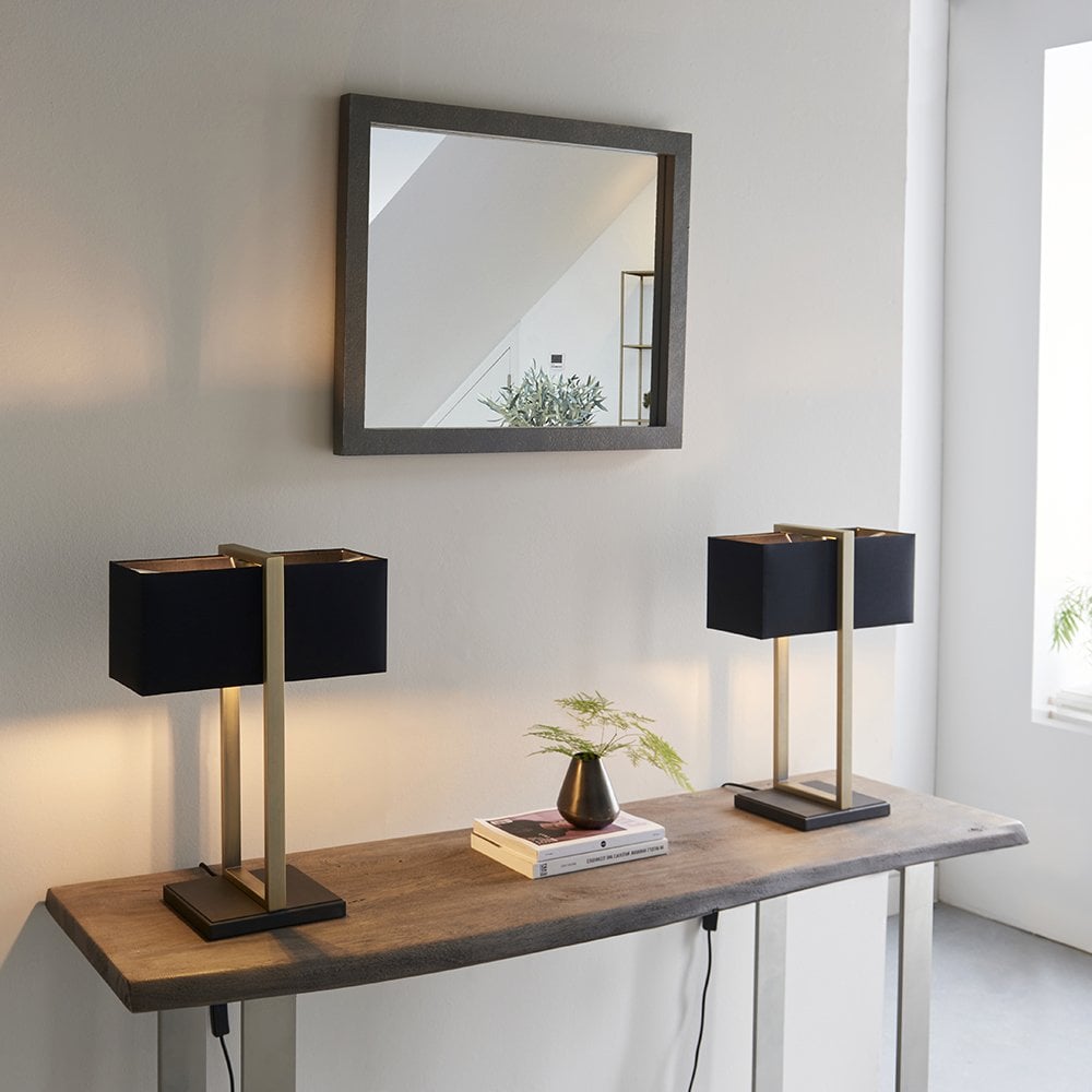 Antique Brass Table Lamp – Timeless Style for Cozy Spaces 3