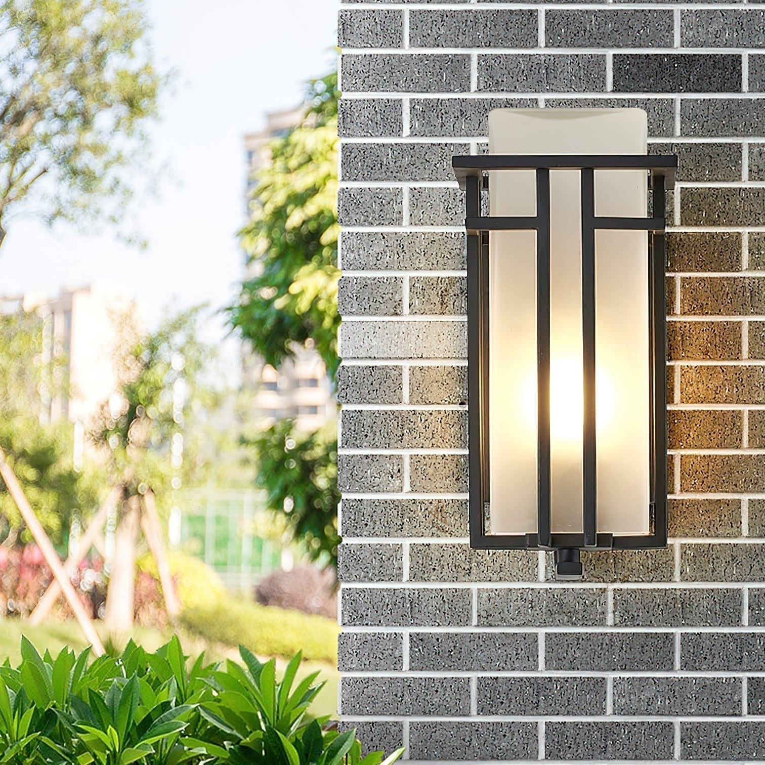 Arvina Outdoor Wall Lamp – Timeless Elegance for Charming Spaces 3