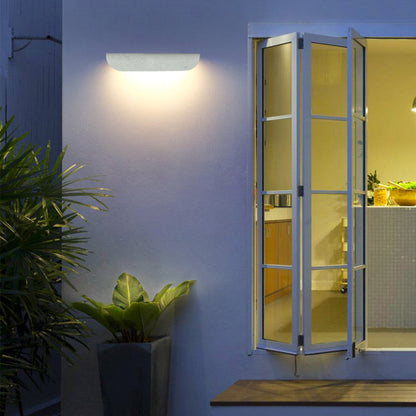 Astoria Outdoor Wall Light – Stylish Illumination for Modern Exteriors 2